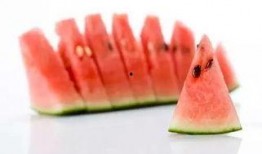 宵夜吃酸瓜有什么作用,消暑解腻，养生保健的神奇功效