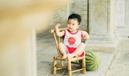 韩国吃瓜吃冰棍是真的吗,吃瓜配冰棍，真相大起底