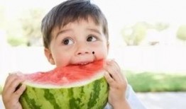 训练小孩吃瓜,培养孩子健康饮食习惯的趣味之旅