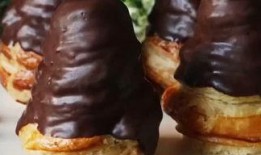 吃瓜凑热闹,揭秘娱乐圈热点事件背后的真相